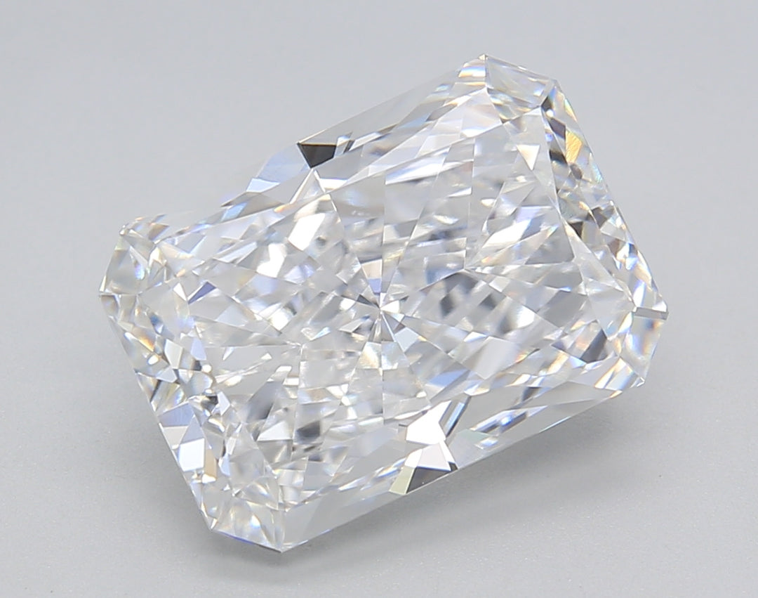 5.01 CT Radiant Cut D Color HPHT Lab-Grown Diamond - IGI Certified, VVS1 Clarity