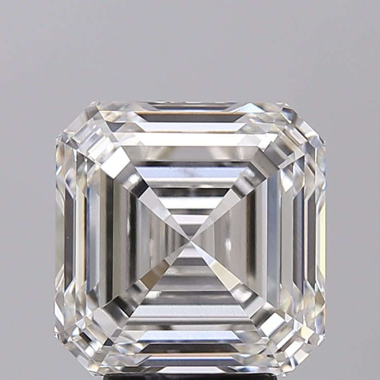 5.03 CT Square Emerald Cut G Color CVD Lab-Grown Diamond - IGI Certified, VVS2 Clarity