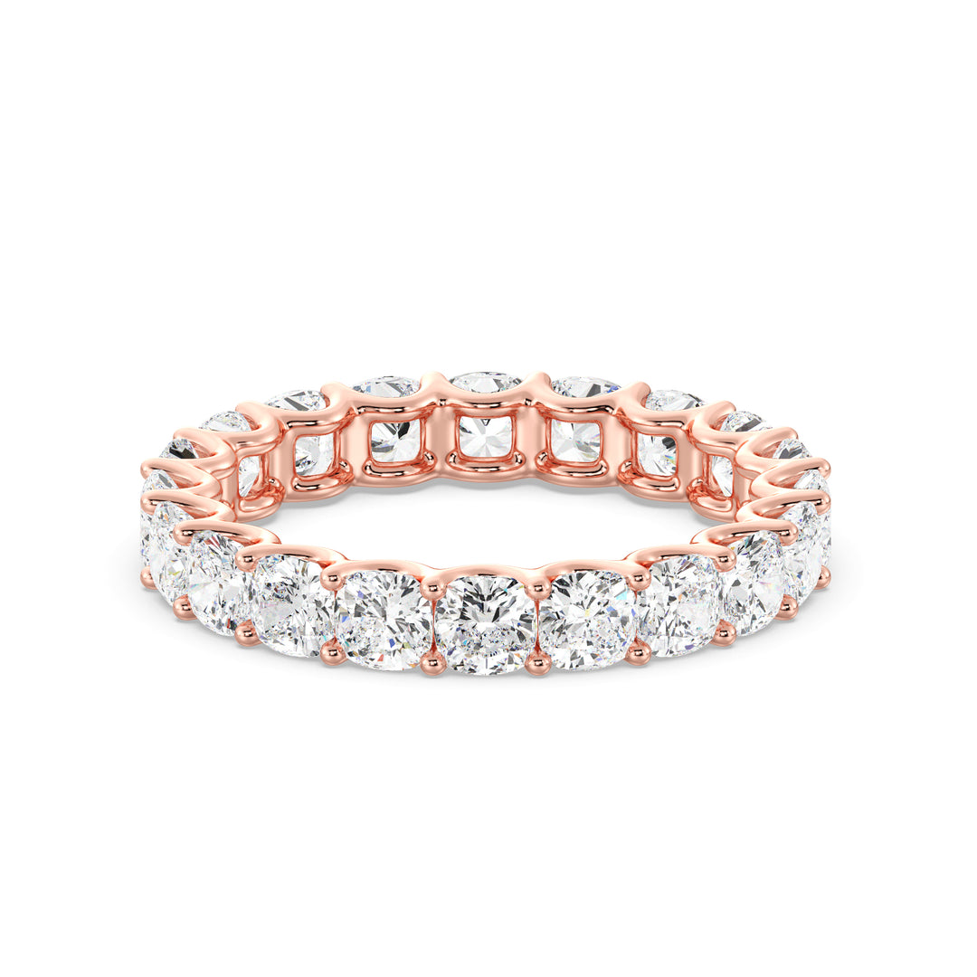 Lab-Grown Cushion-Cut Diamond Scallop Eternity Band in 18K Gold