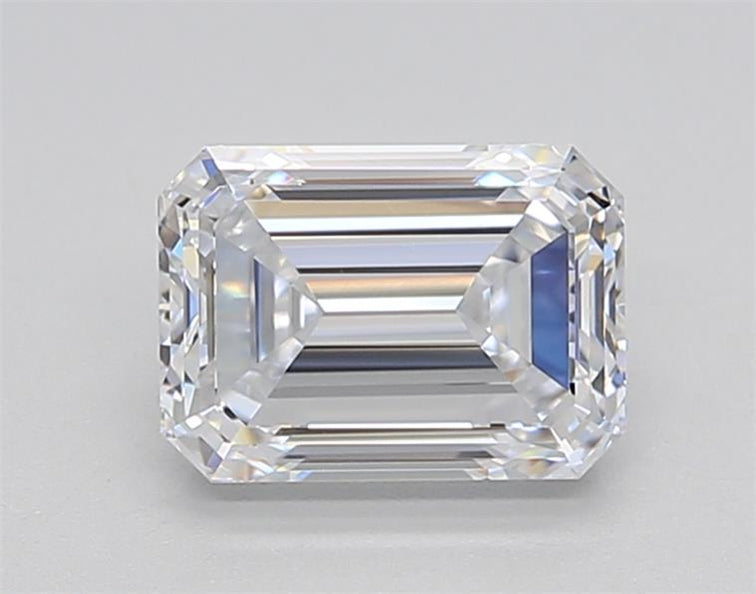 Experience brilliance: 1.50 CT IGI Certified Lab Grown Emerald Cut Diamond - D Color, VVS1 Clarity