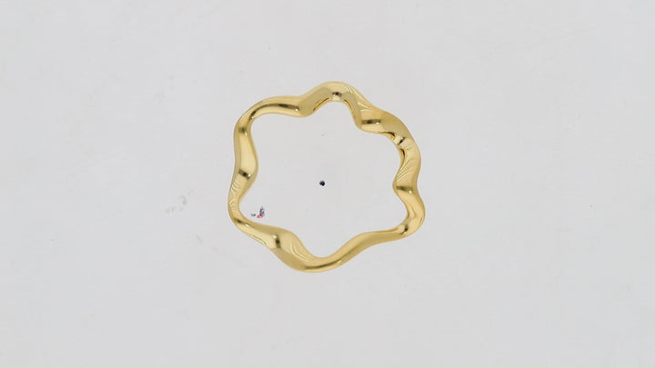 Gold Vermeil Wavy Pendant