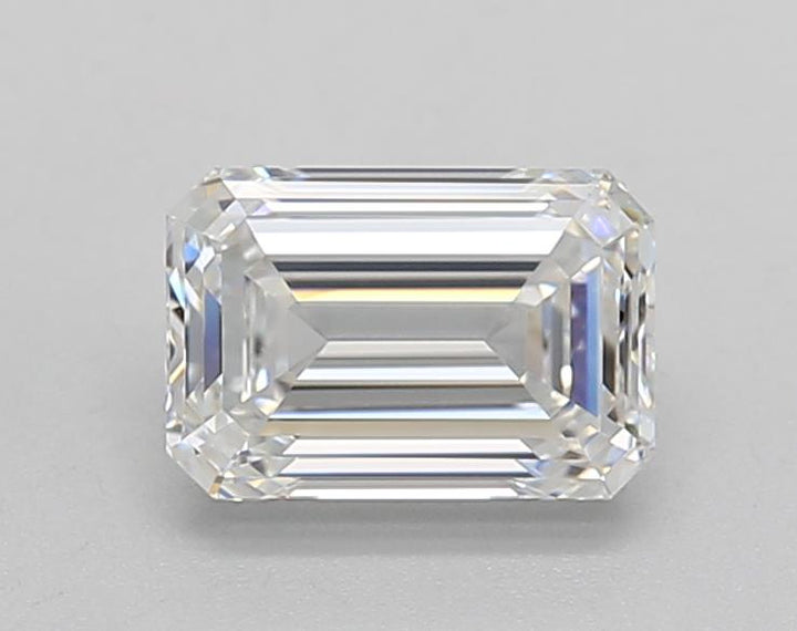 Short video showcasing the brilliance and elegance of an IGI Certified 1.00 CT Emerald Cut Lab Grown Diamond