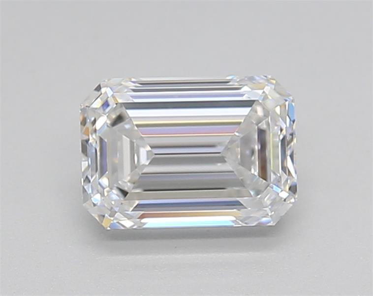 Short video showcasing the brilliance and elegance of an IGI Certified 1.00 CT Emerald Cut Lab Grown Diamond