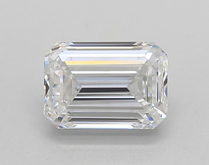 Short video showcasing the brilliance and elegance of an IGI Certified 1.00 CT Emerald Cut Lab Grown Diamond